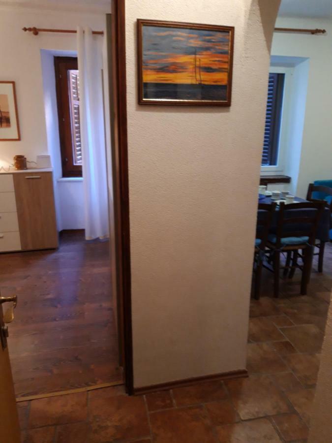 Apartment Porat ロヴィニ エクステリア 写真